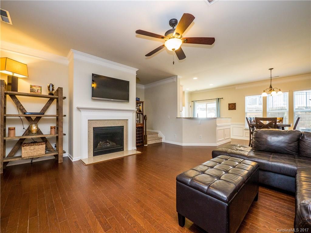 2481 Diplomat Lane Charlotte NC 28210