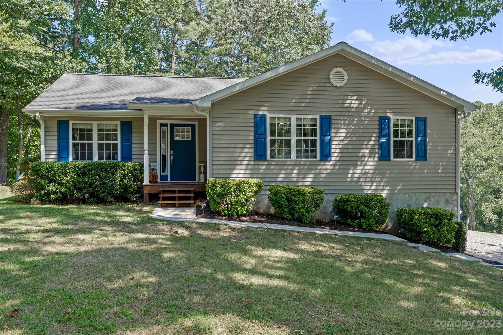 21 Wingfield Way Asheville NC 28806