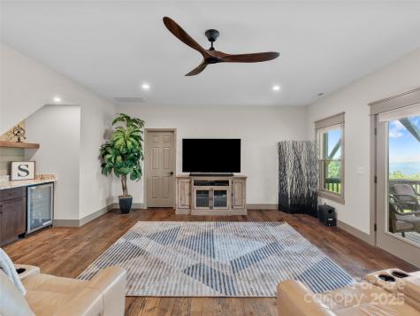9 Soaring Hawk View Asheville NC 28804