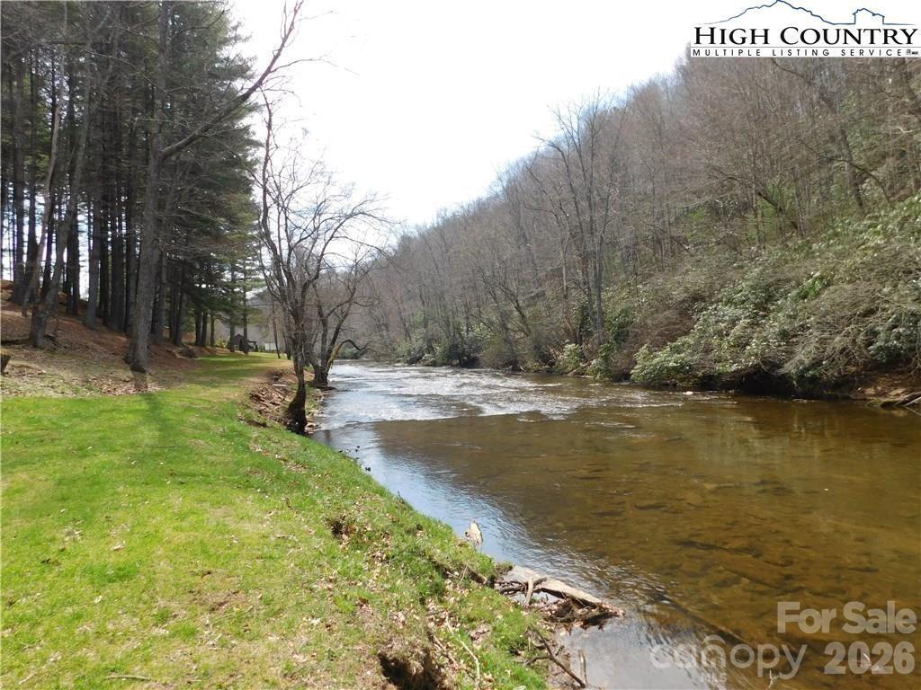489 Buttons Lane Sparta NC 28675