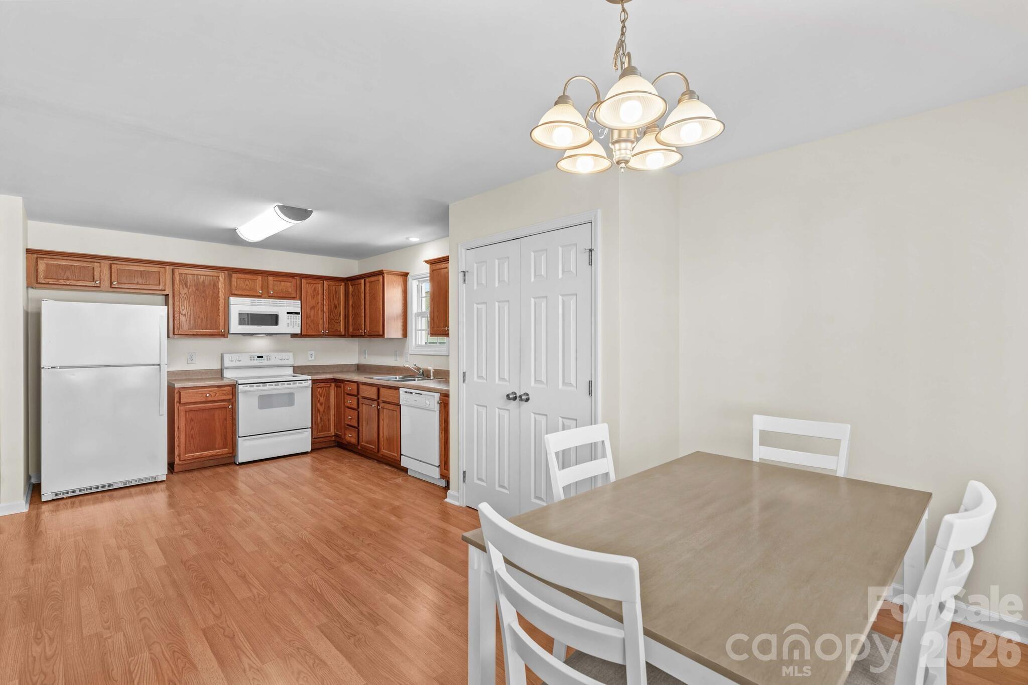 219 19th Avenue SE Hickory NC 28602