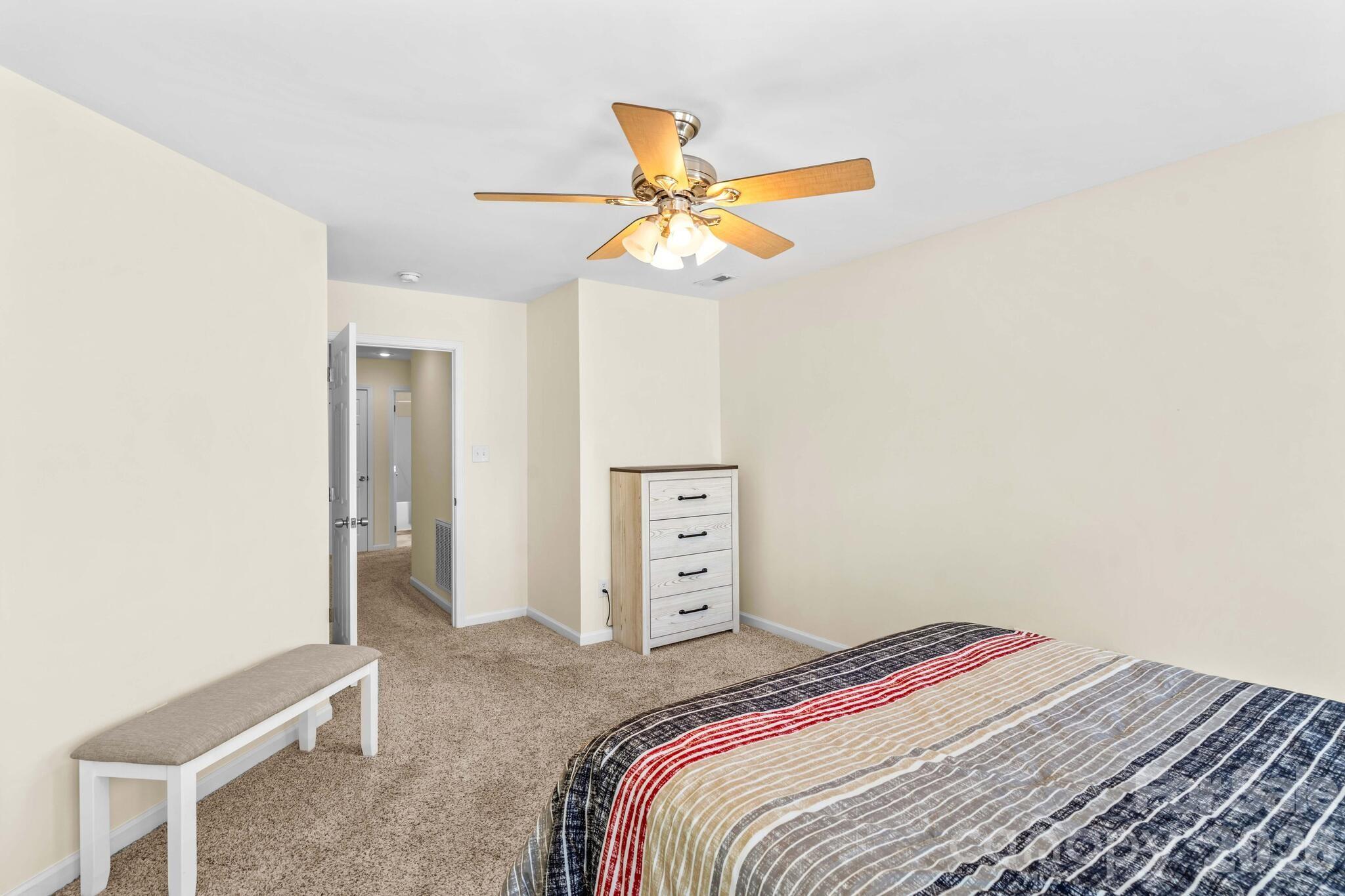 219 19th Avenue SE Hickory NC 28602