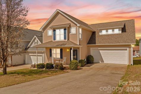 219 19th Avenue SE Hickory NC 28602