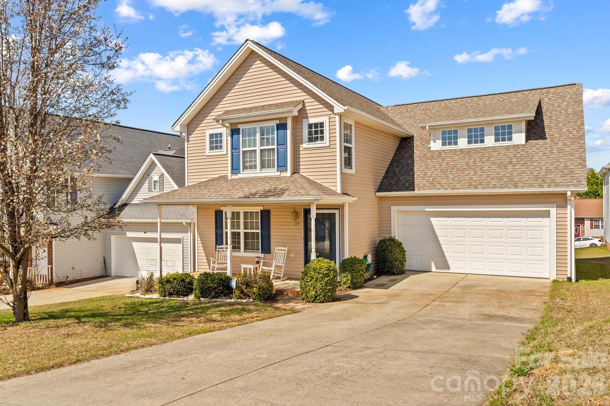 219 19th Avenue SE Hickory NC 28602