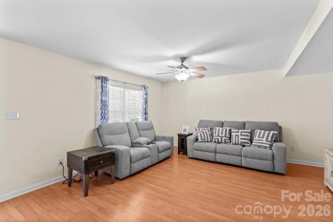 219 19th Avenue SE Hickory NC 28602