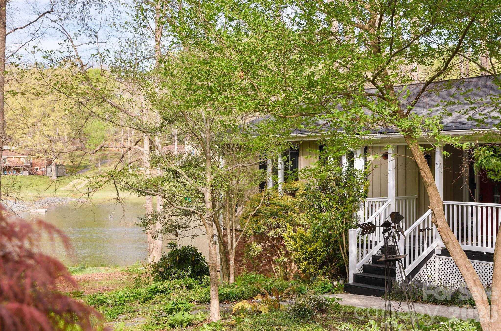 2141 Walker Road Winston Salem NC 27106