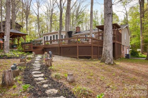 2141 Walker Road Winston Salem NC 27106