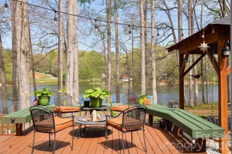 2141 Walker Road Winston Salem NC 27106