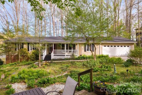 2141 Walker Road Winston Salem NC 27106