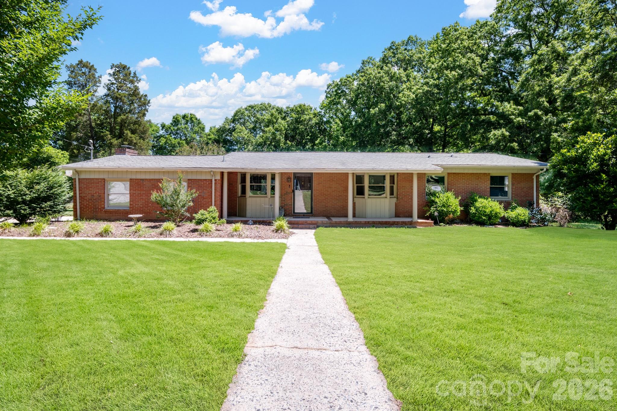 624 Patricia Avenue Harrisburg NC 28075