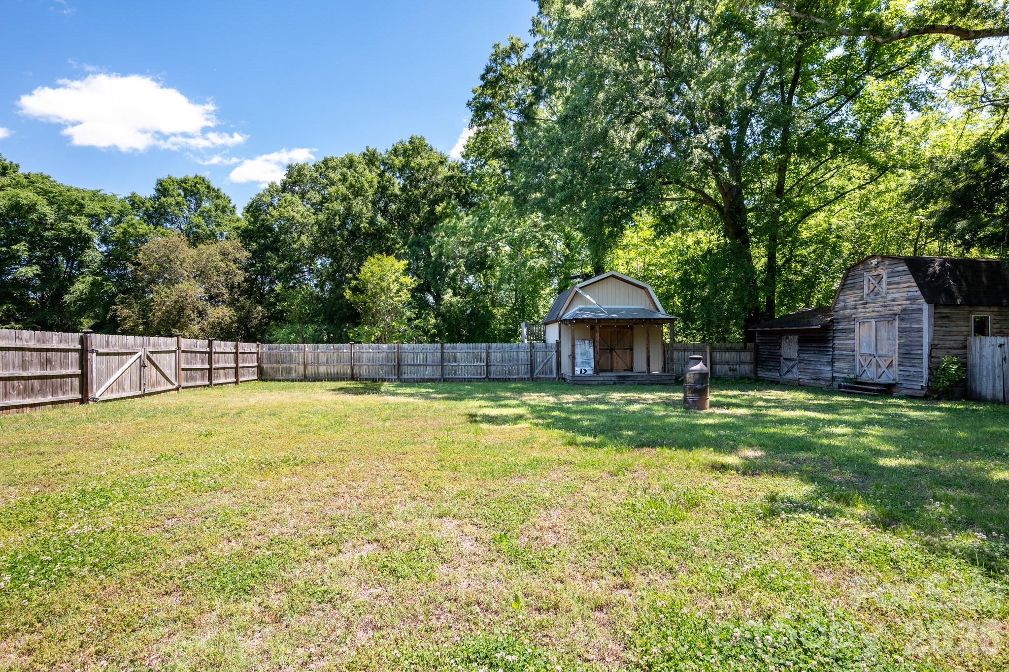 624 Patricia Avenue Harrisburg NC 28075
