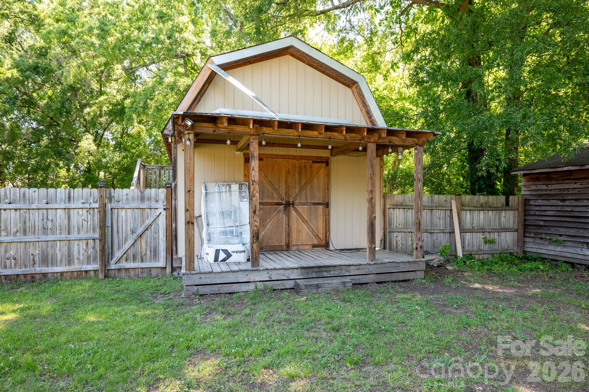 624 Patricia Avenue Harrisburg NC 28075