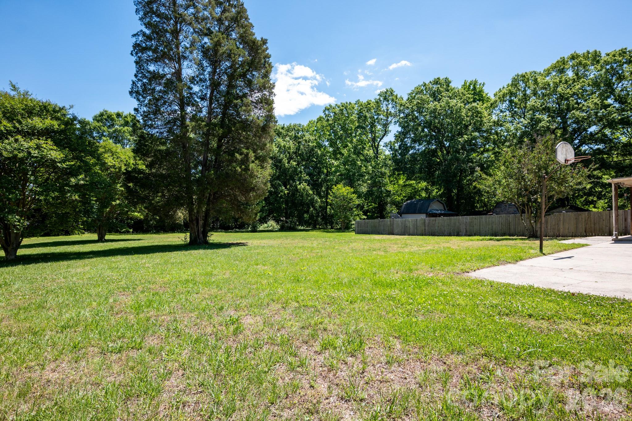 624 Patricia Avenue Harrisburg NC 28075