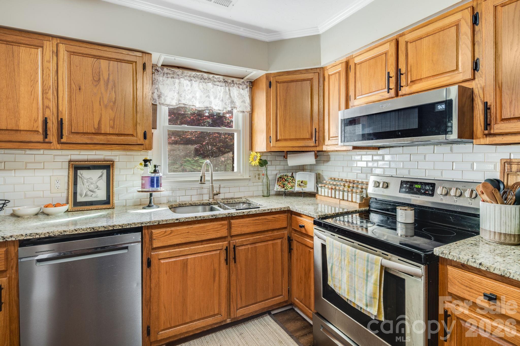 99 S Rowe Road Hendersonville NC 28792