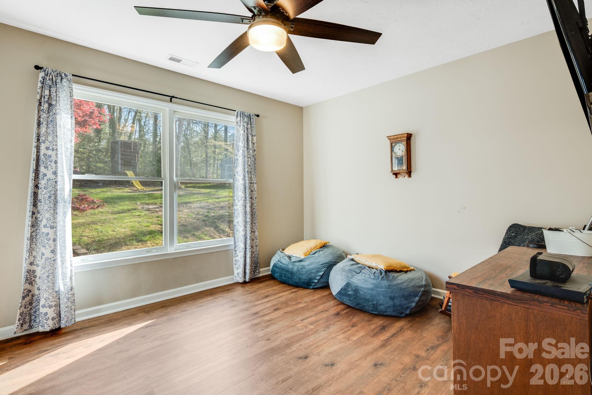 99 S Rowe Road Hendersonville NC 28792
