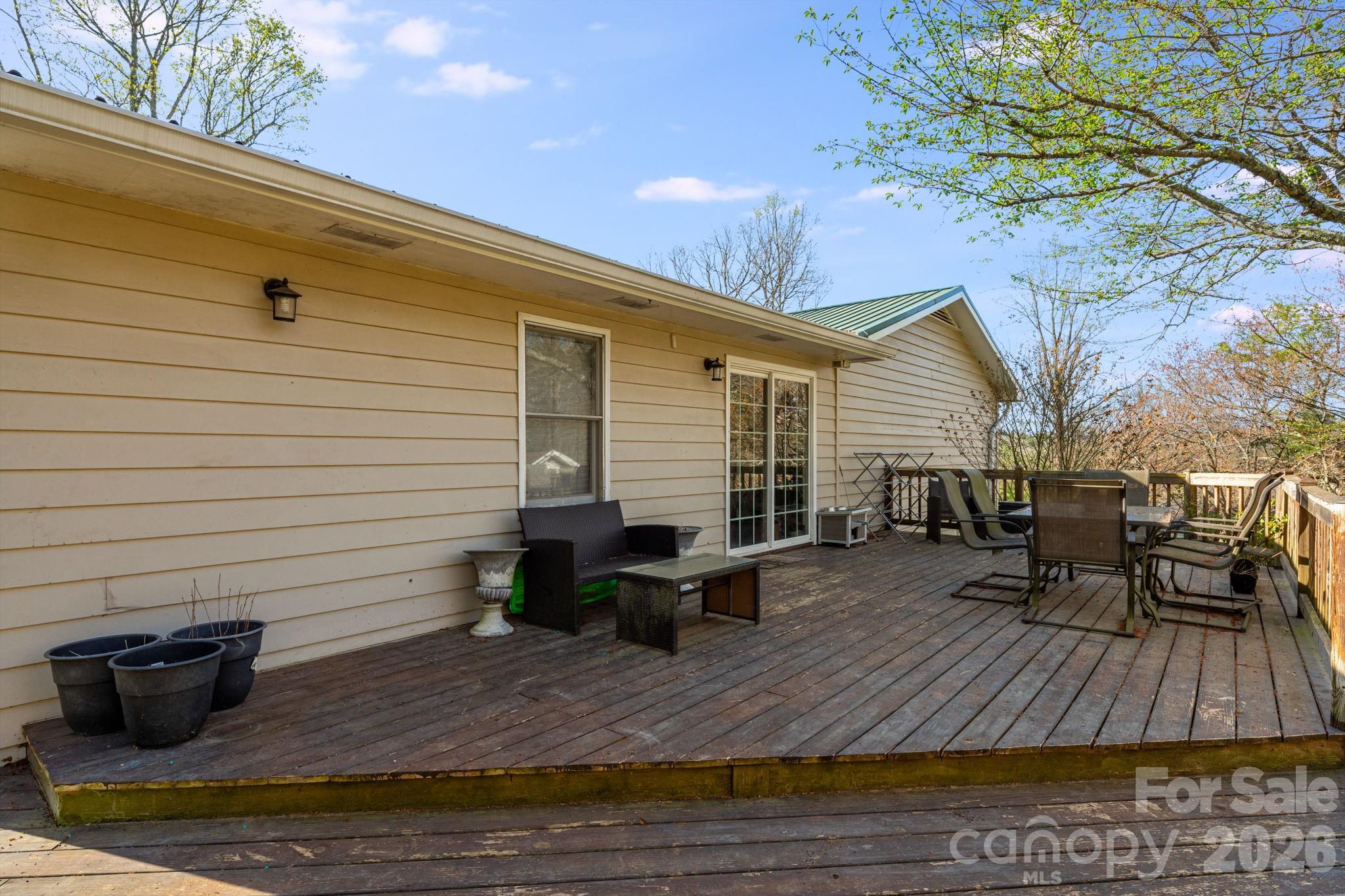 99 S Rowe Road Hendersonville NC 28792