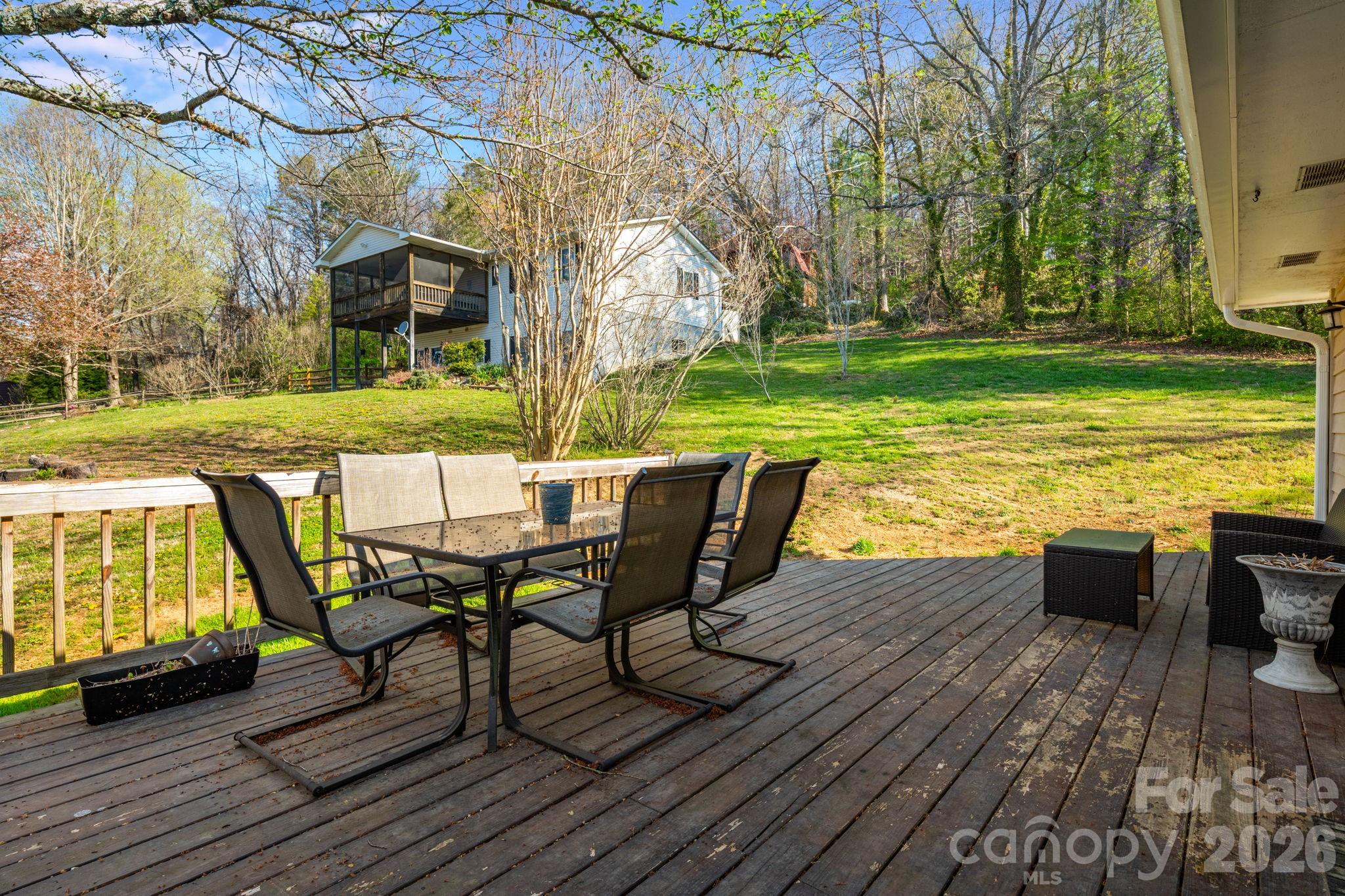 99 S Rowe Road Hendersonville NC 28792