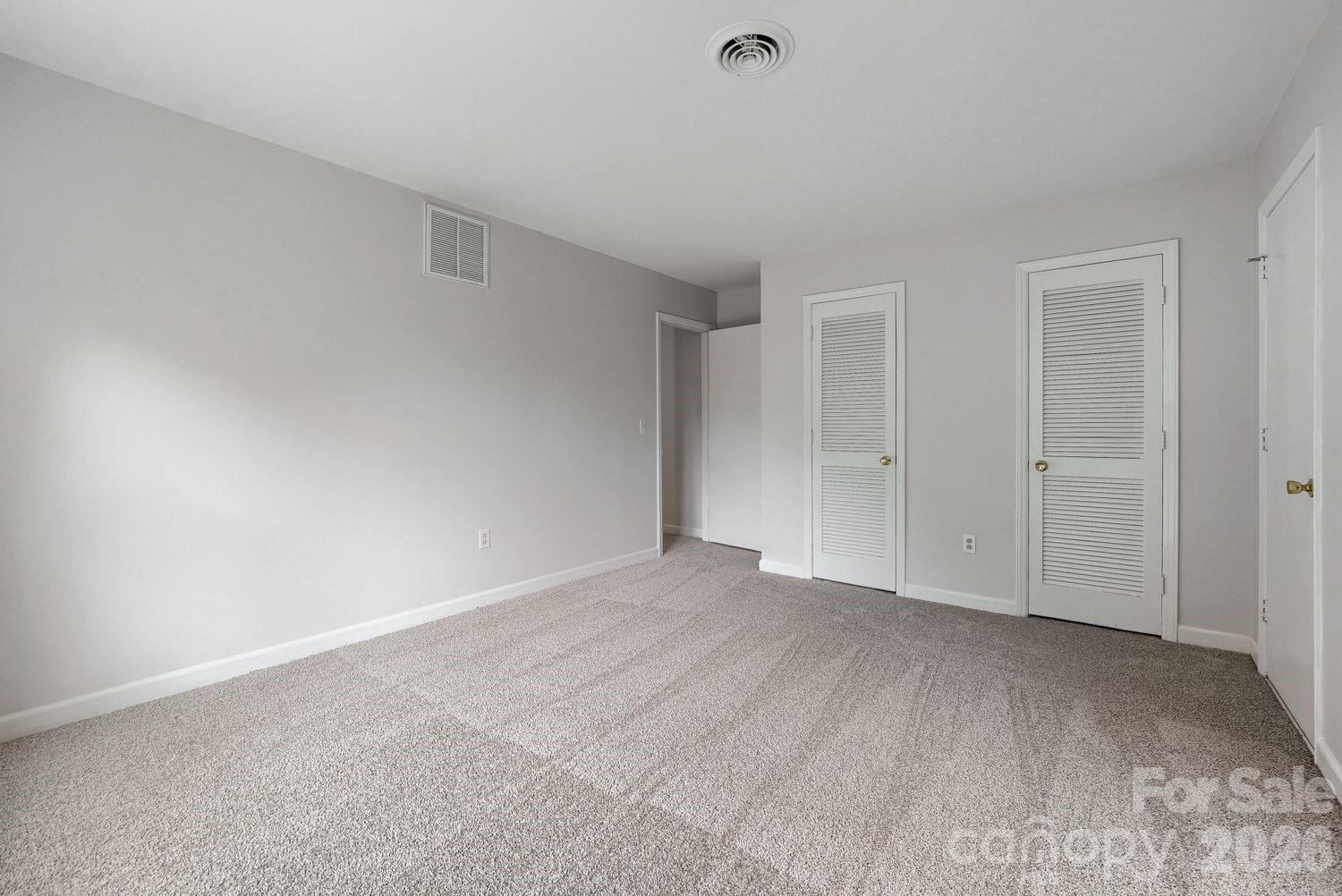 1628 Bonnie Lane Charlotte NC 28213