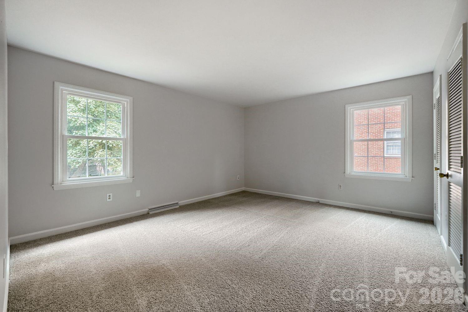 1628 Bonnie Lane Charlotte NC 28213