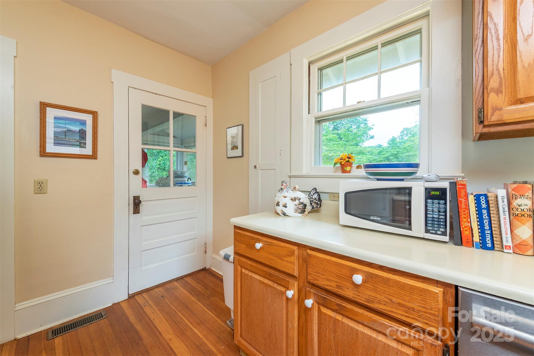 108 Connally Street Black Mountain NC 28711