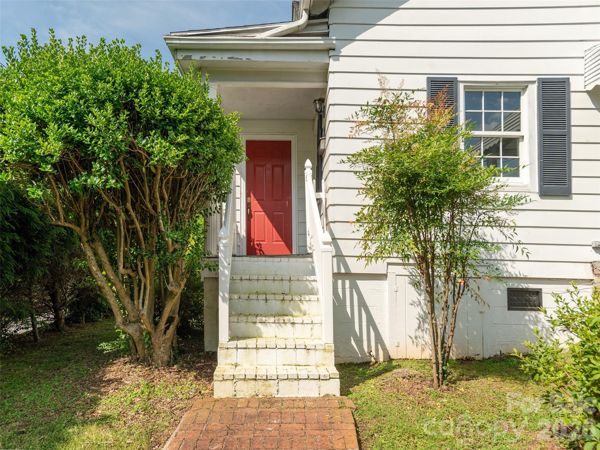 34 Lockhart Road Tryon NC 28782