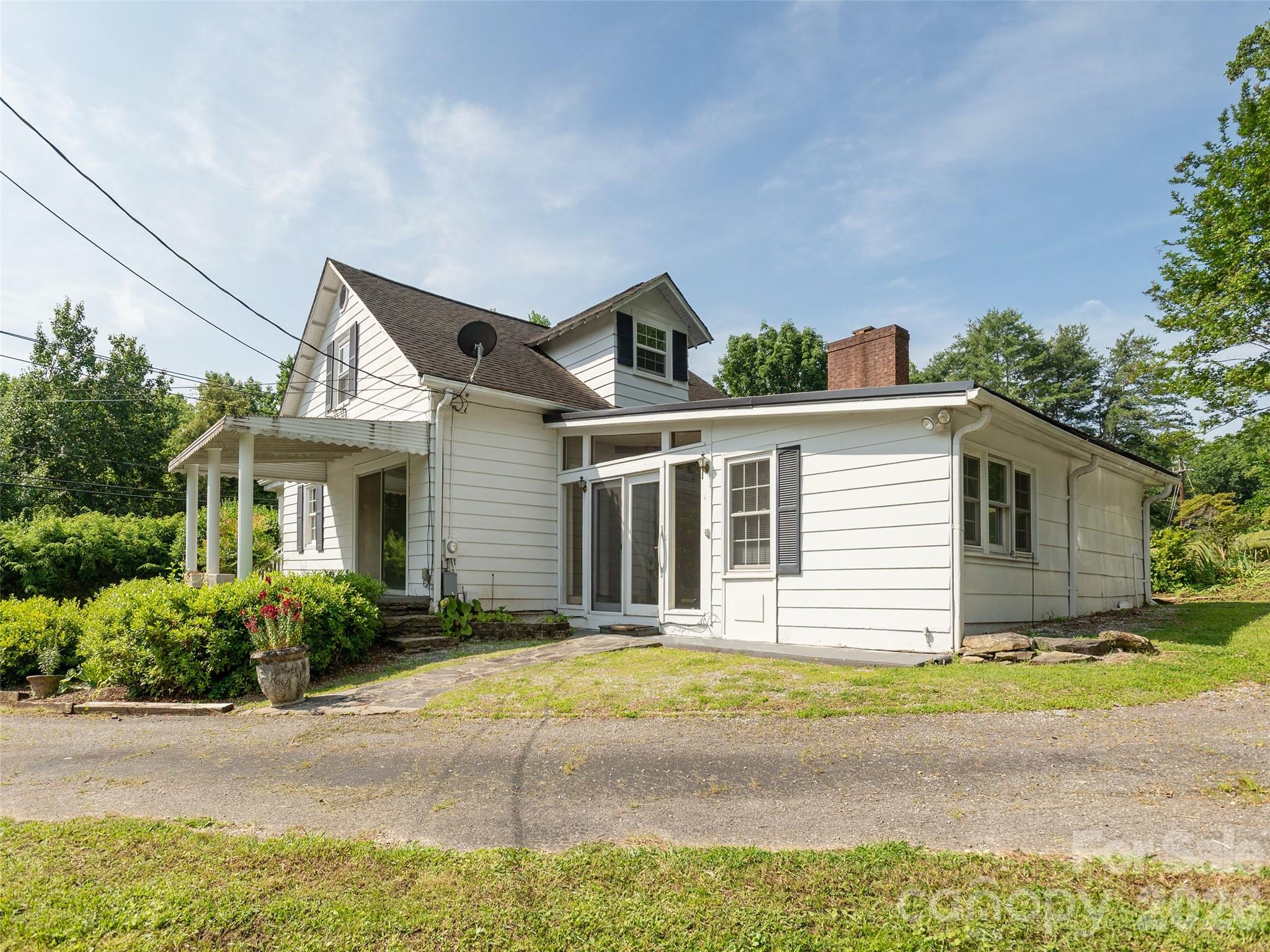 34 Lockhart Road Tryon NC 28782