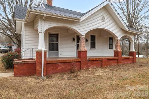 1820 S Park Drive Reidsville NC 27320