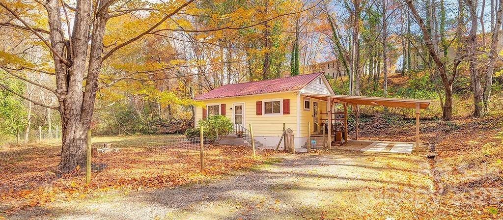 89 Knauth Road Asheville NC 28805