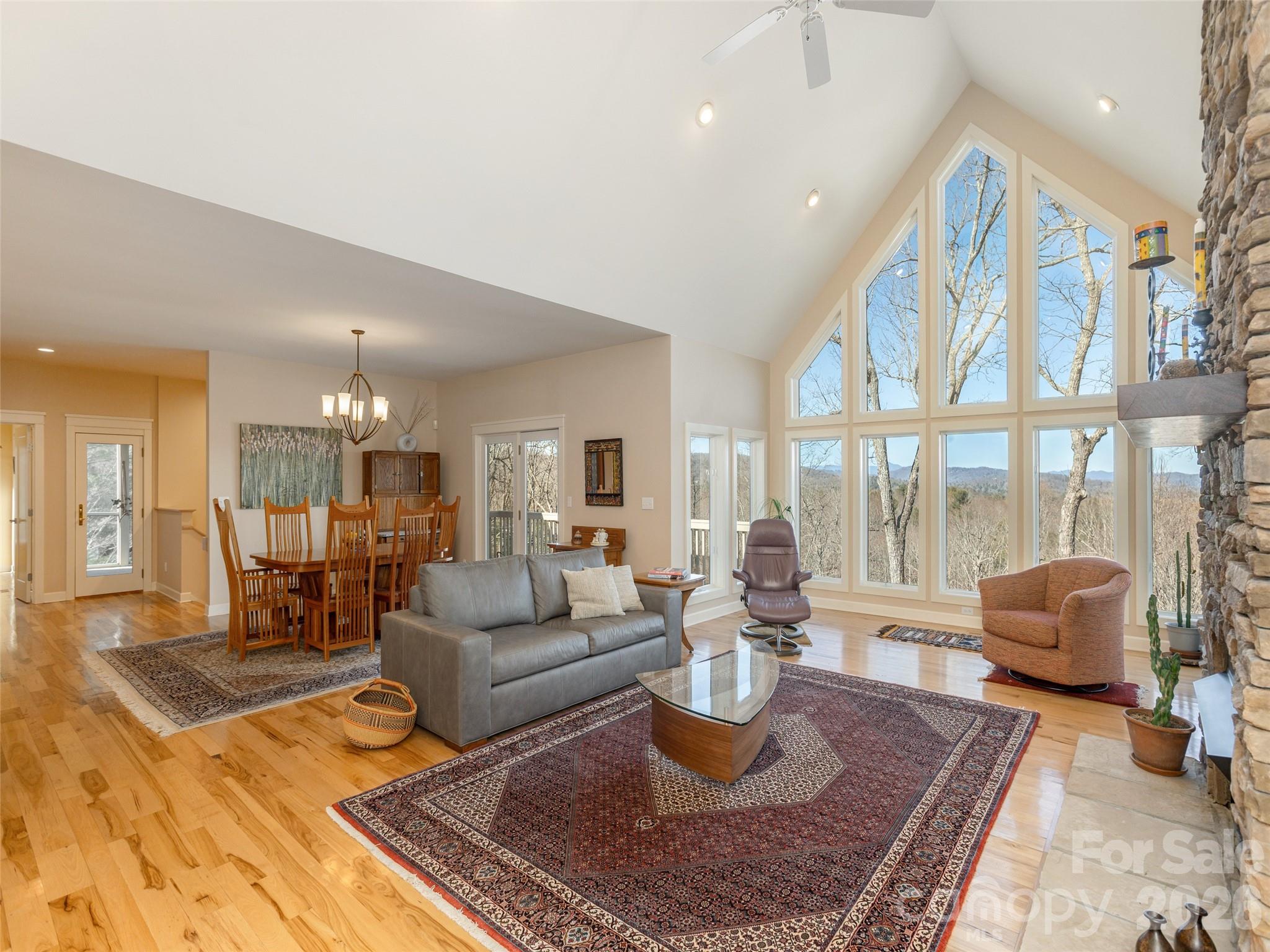 402 Claremont Drive Flat Rock NC 28731