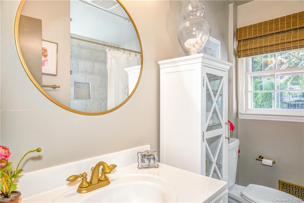 3908 Sussex Avenue Charlotte NC 28210