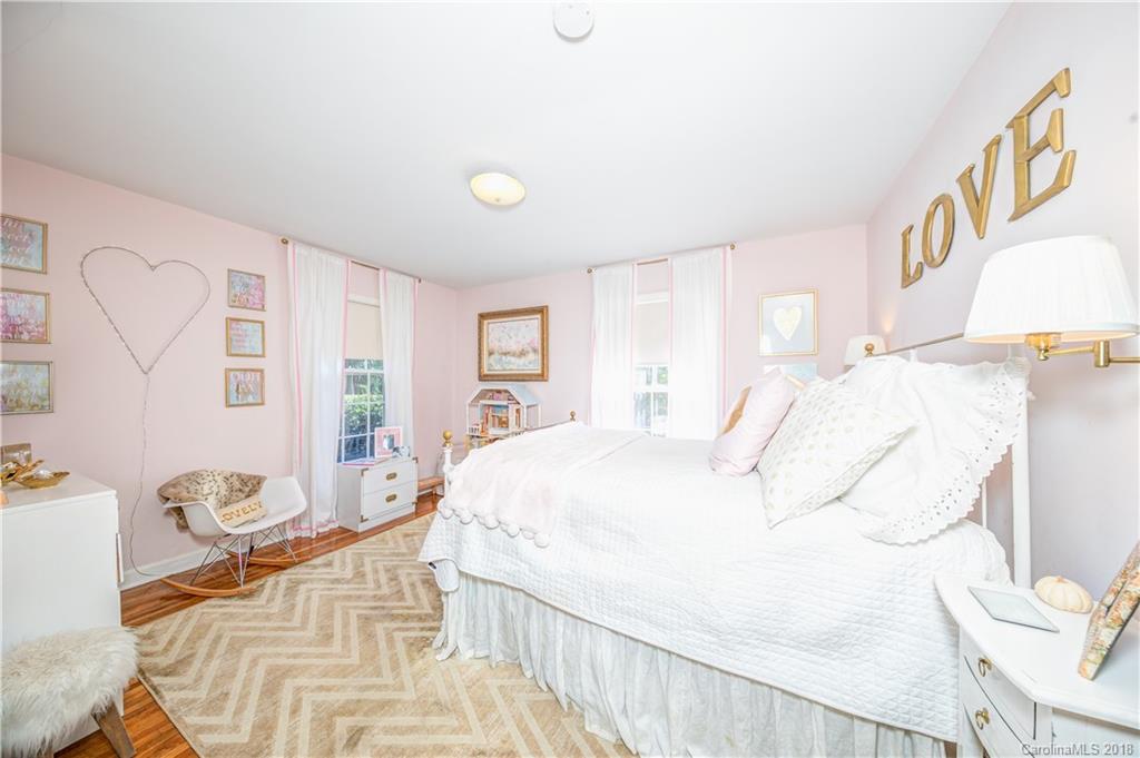 3908 Sussex Avenue Charlotte NC 28210