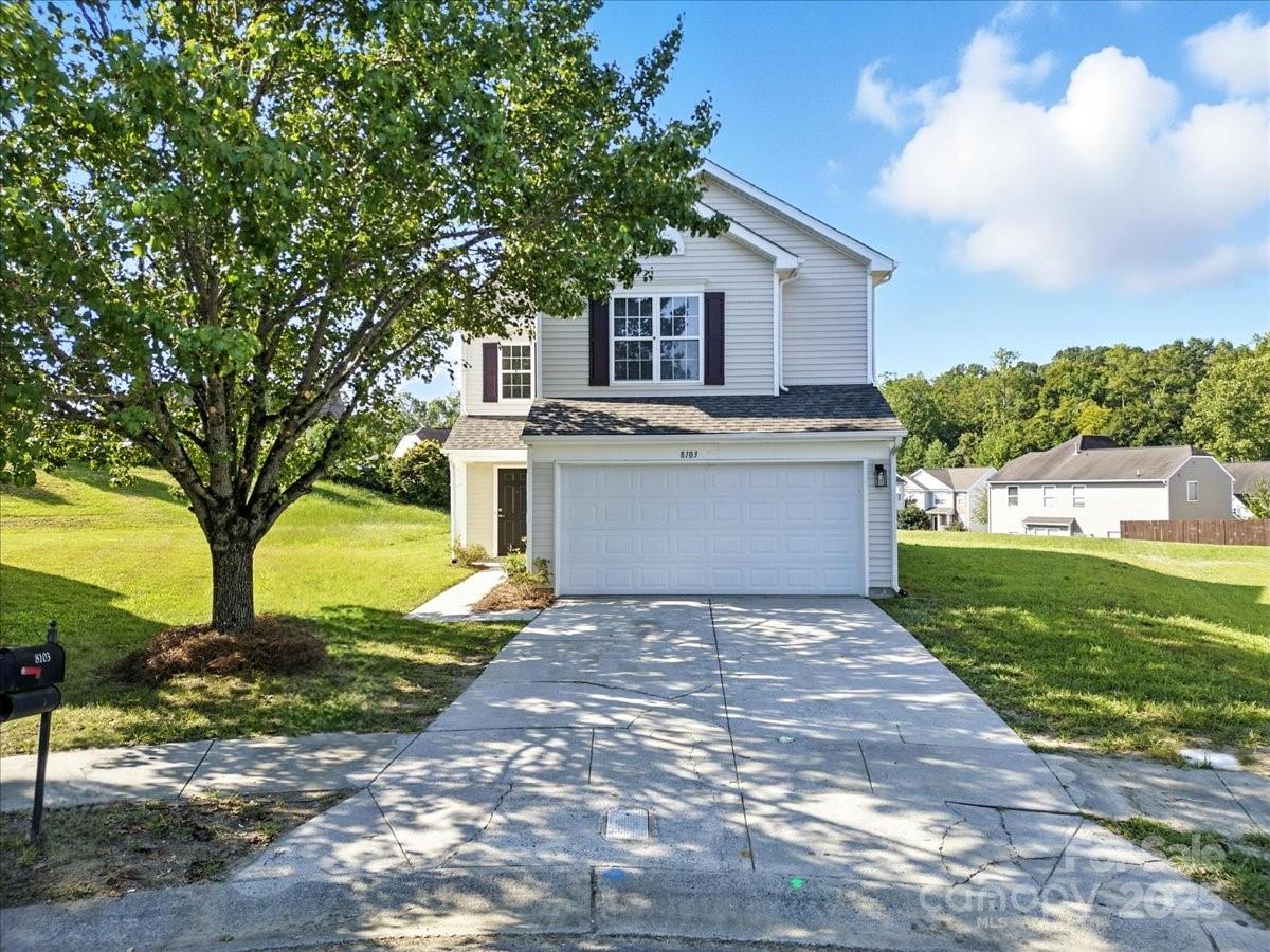 8103 Aqueduct Court Charlotte NC 28216