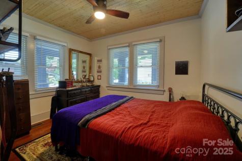 107 Riverview Drive Asheville NC 28806