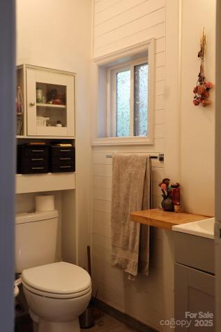 107 Riverview Drive Asheville NC 28806