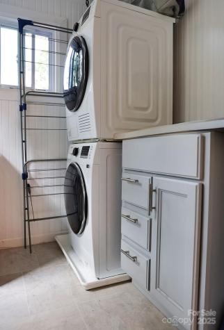 107 Riverview Drive Asheville NC 28806