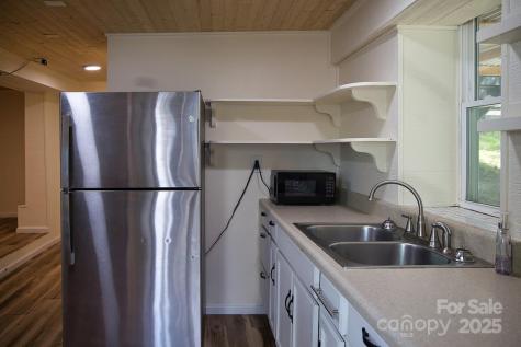 107 Riverview Drive Asheville NC 28806