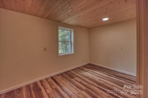 107 Riverview Drive Asheville NC 28806