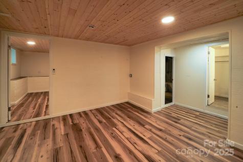 107 Riverview Drive Asheville NC 28806