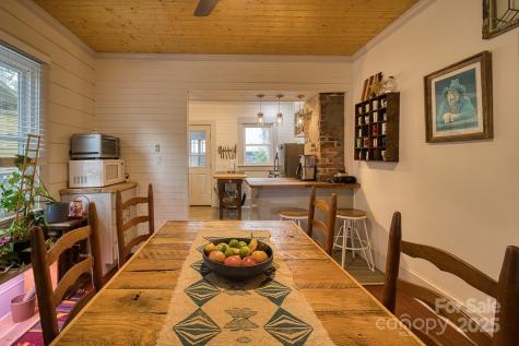 107 Riverview Drive Asheville NC 28806