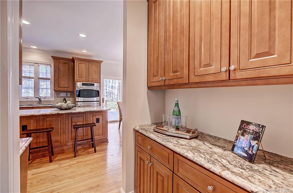 3911 Huckleberry Road Charlotte NC 28210