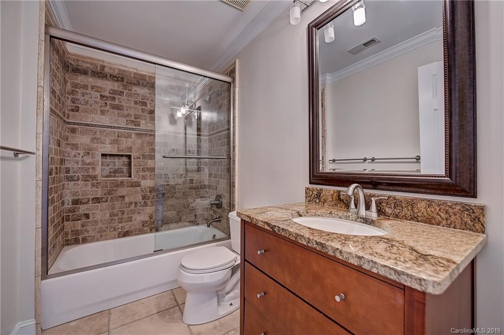 3911 Huckleberry Road Charlotte NC 28210