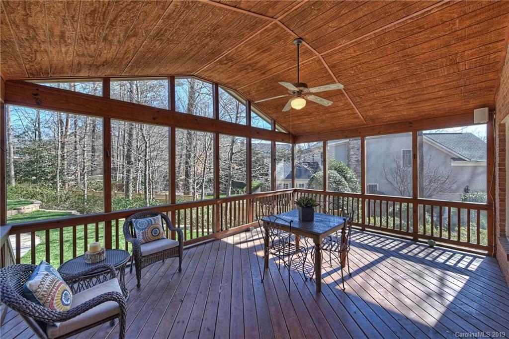 3911 Huckleberry Road Charlotte NC 28210
