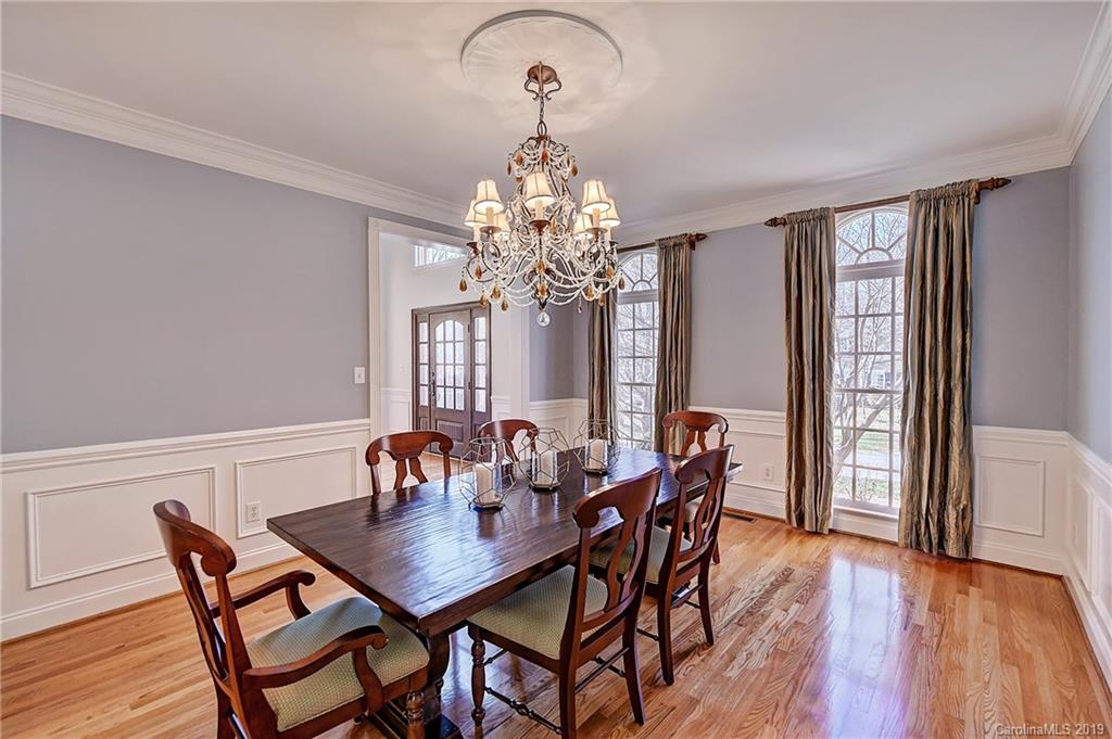 3911 Huckleberry Road Charlotte NC 28210