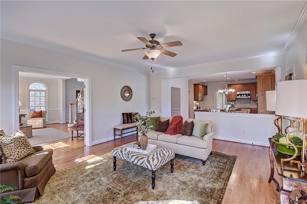 3911 Huckleberry Road Charlotte NC 28210