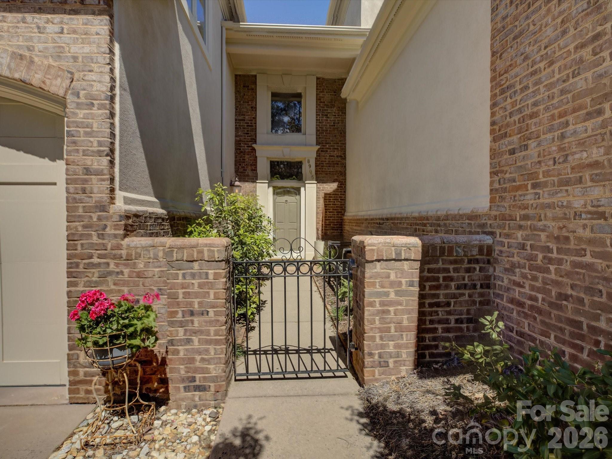 8905 Challis Hill Lane Charlotte NC 28226