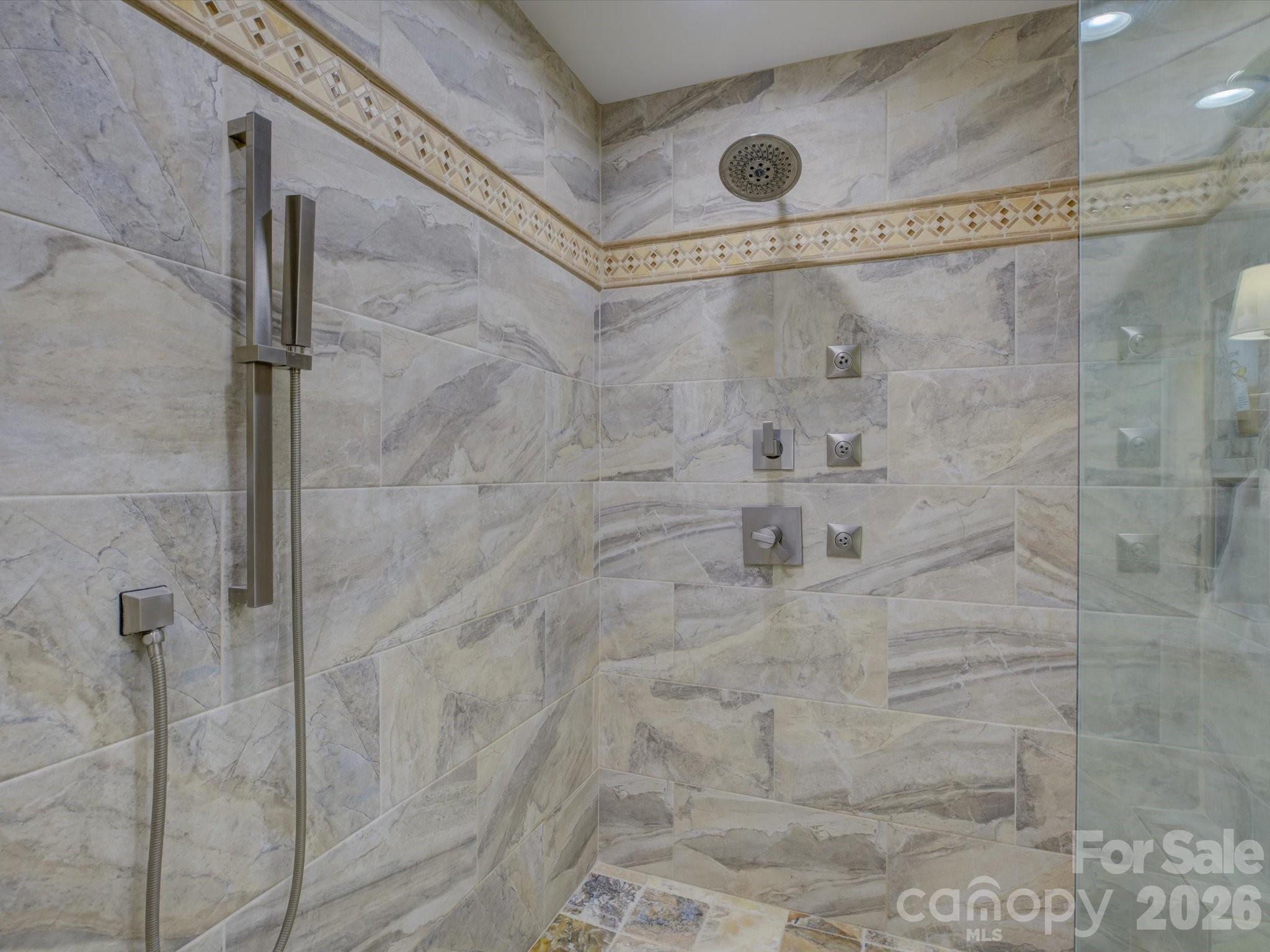 8905 Challis Hill Lane Charlotte NC 28226