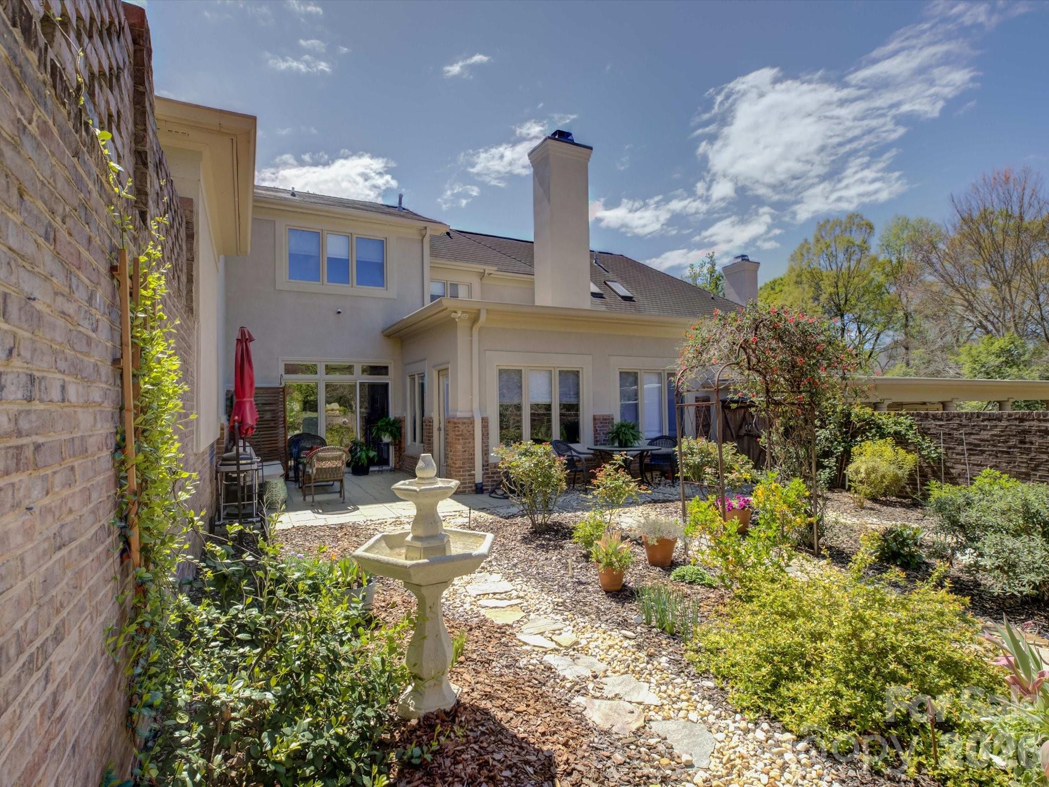 8905 Challis Hill Lane Charlotte NC 28226