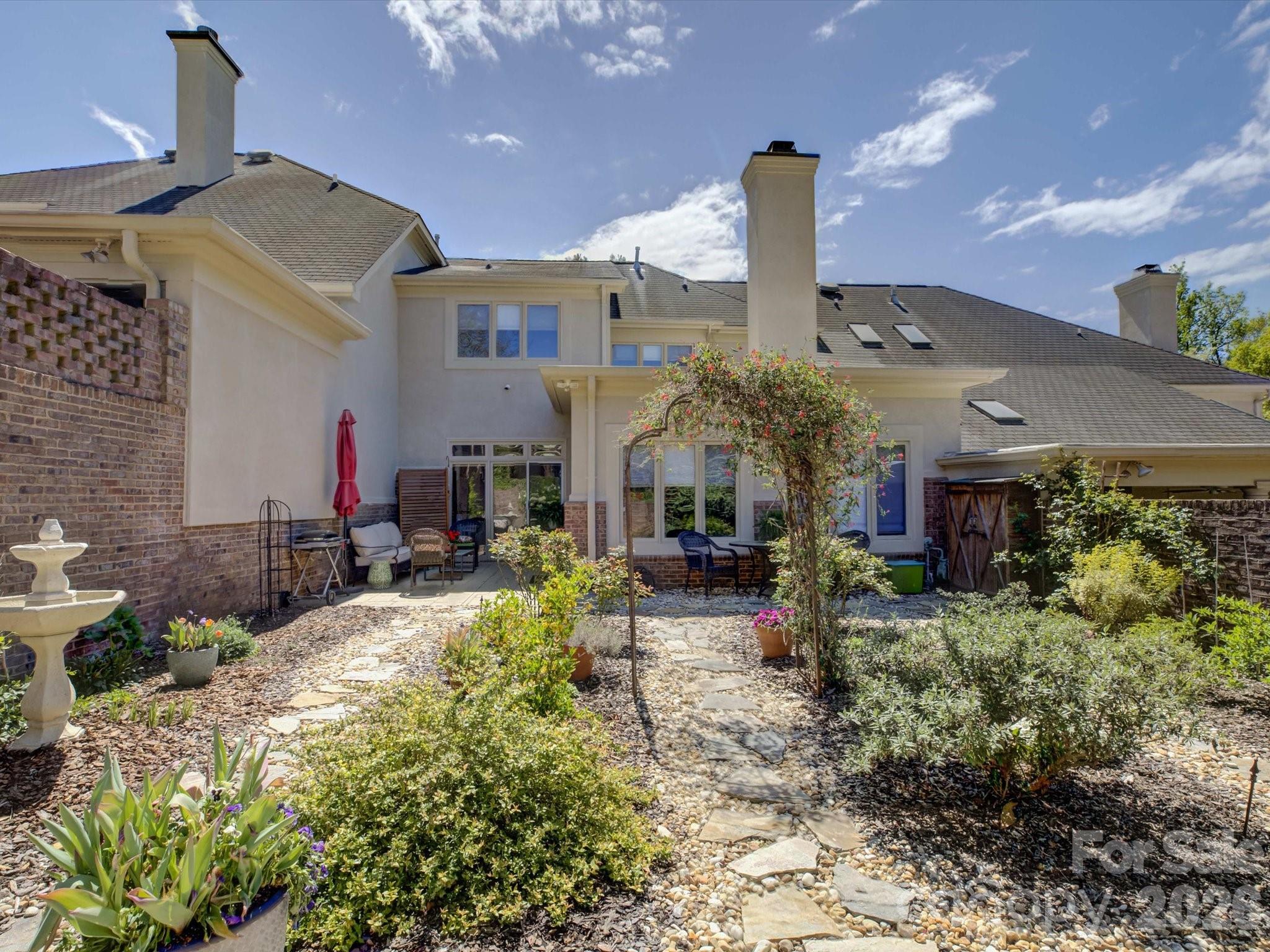 8905 Challis Hill Lane Charlotte NC 28226