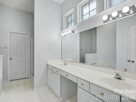 11703 Withers Mill Drive Charlotte NC 28278