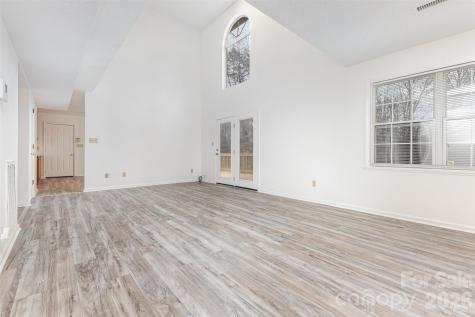 570 29th Avenue Drive NW Hickory NC 28601